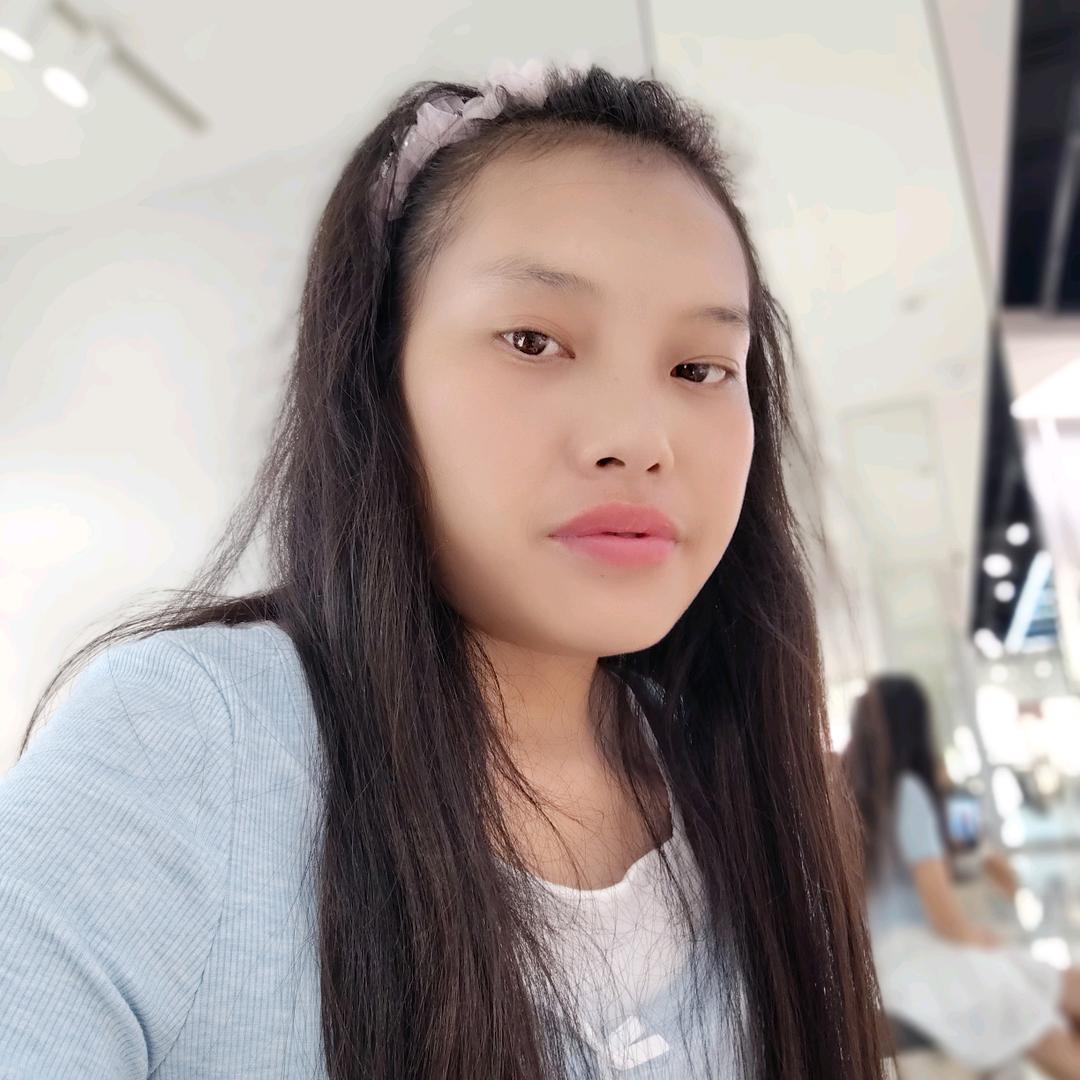 爱唱山歌的小姐姐