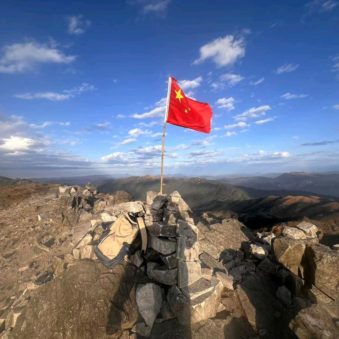平平无奇李邦强