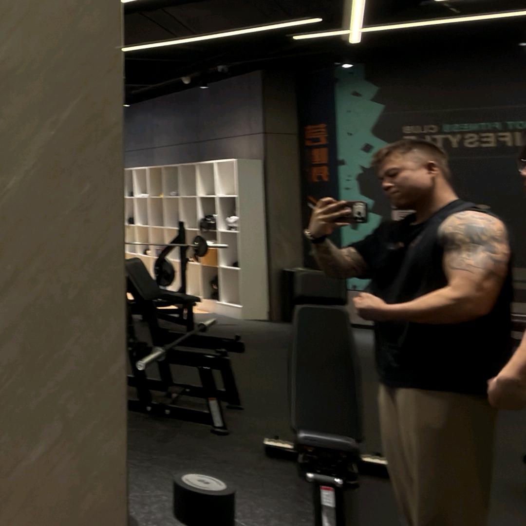 @🇨🇳张宇豪💪