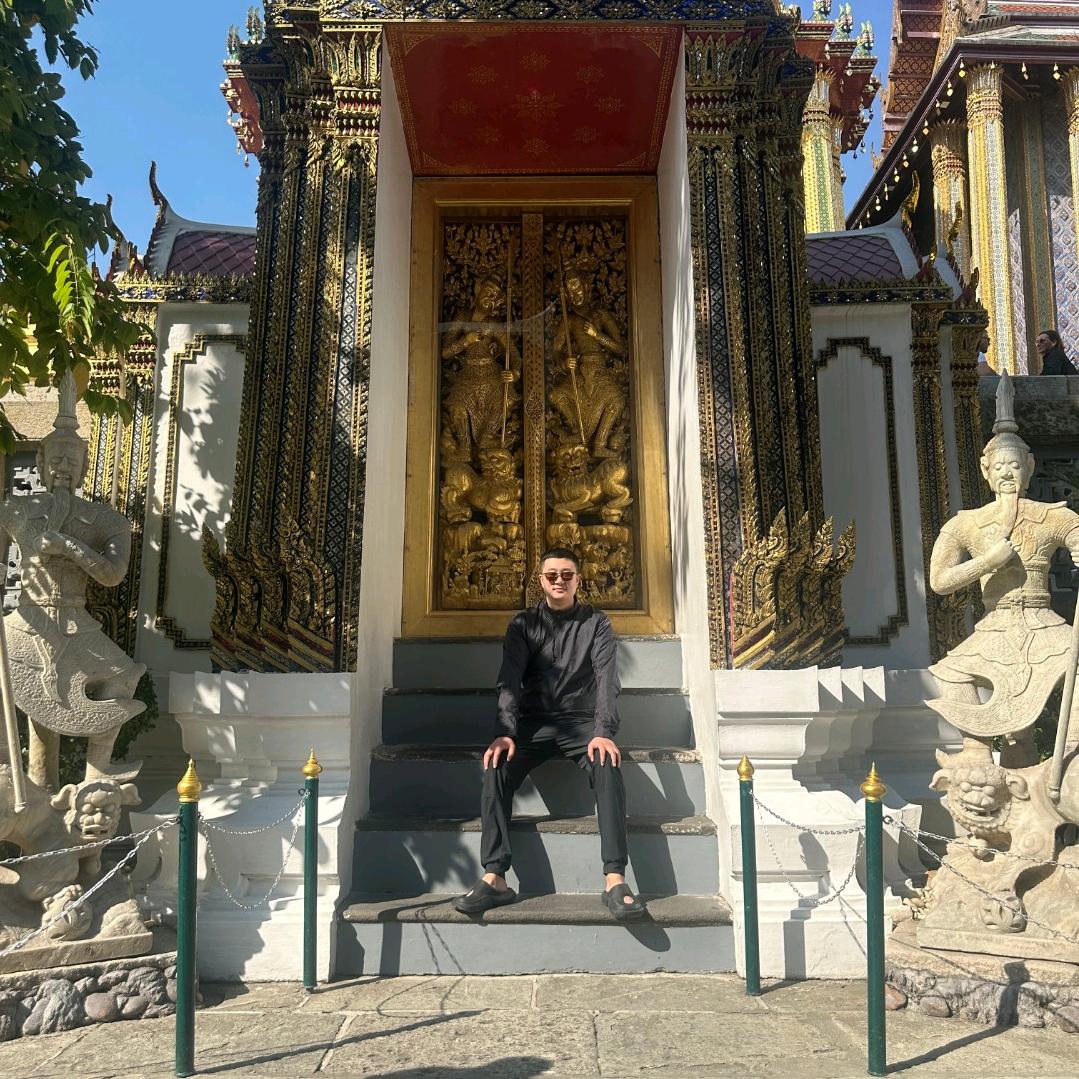 华鑫建筑