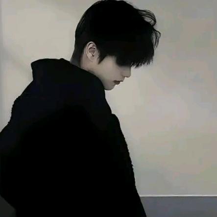🍀ℳ.情瘾ꦿ̶℘