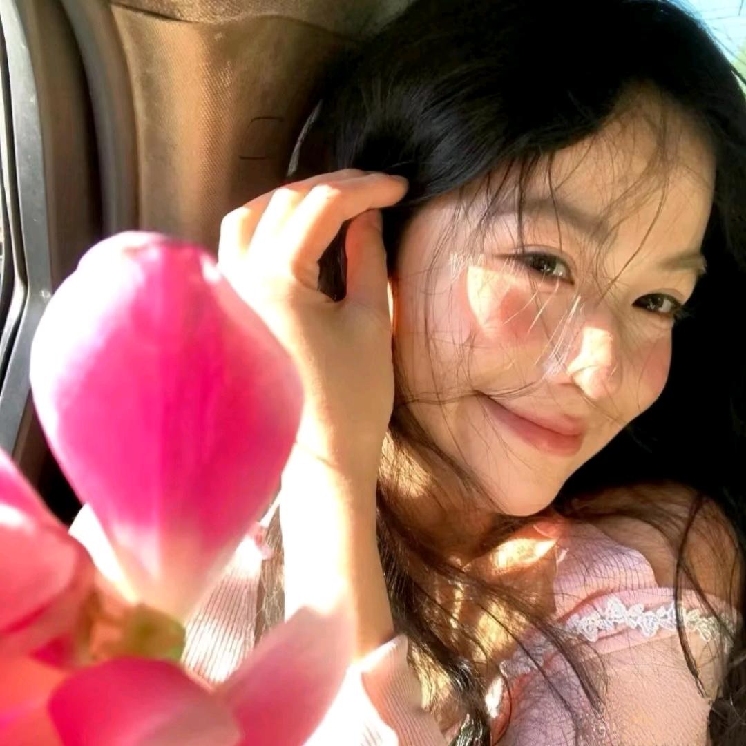 𝙞𝙪𝙠𝙤𝙞𝟳𝟳.