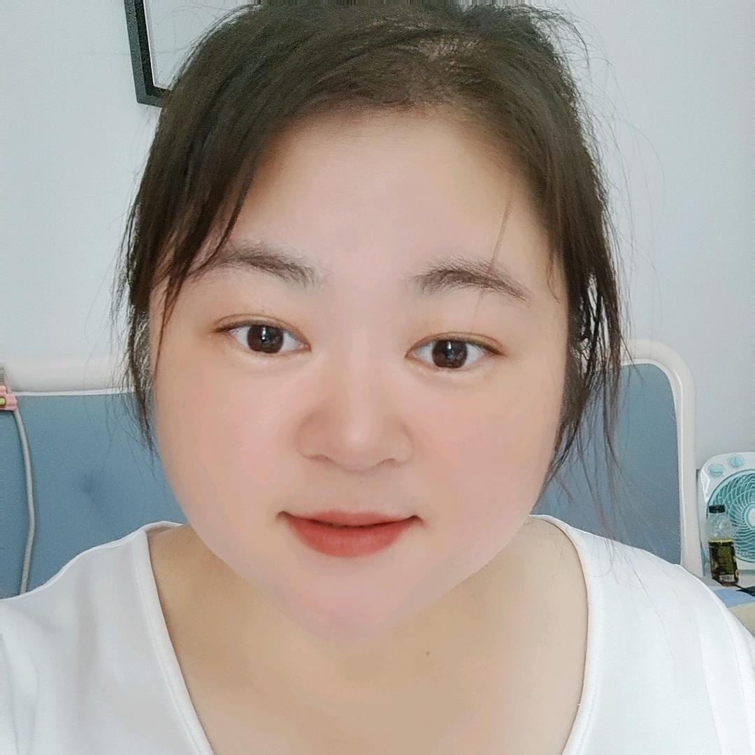 兔兔女孩