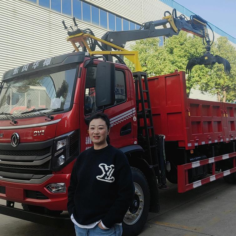 卖专用车的龙姐