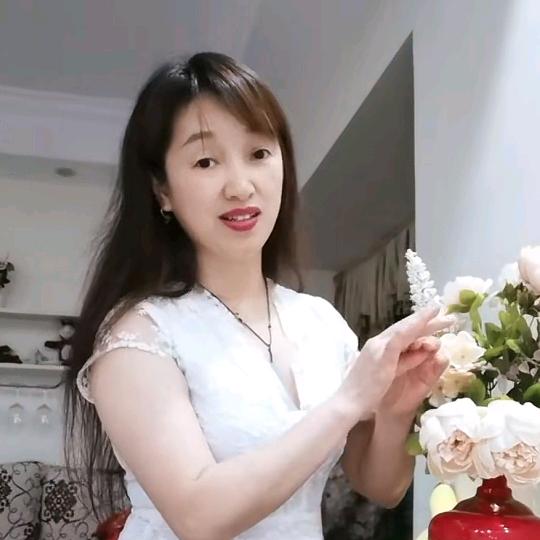 一笑而过🌻