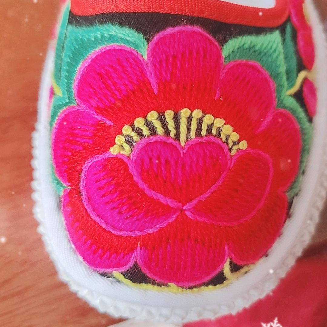 千层底—绣花鞋