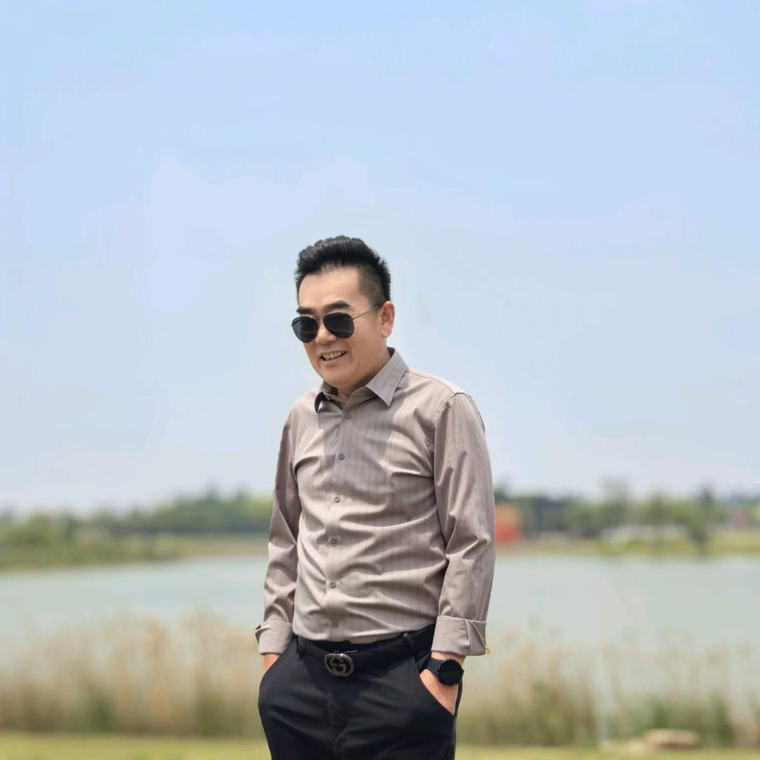大叔~不帅