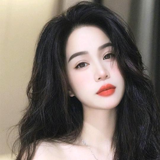 小梅.