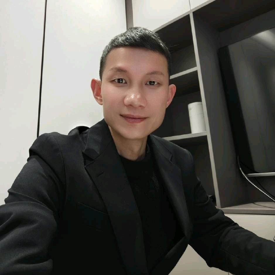 @吴辉