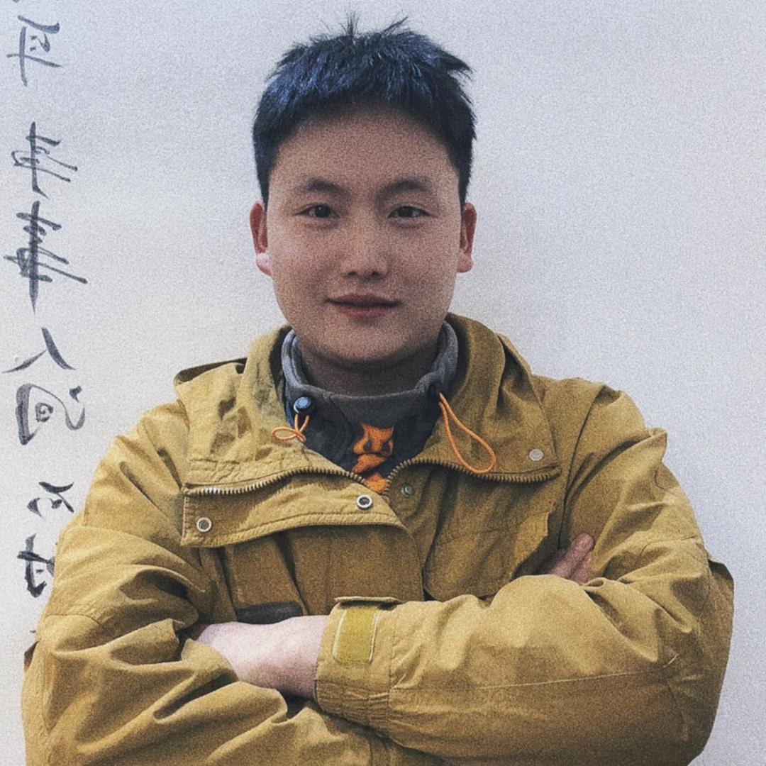 老表💫笑湘嘻