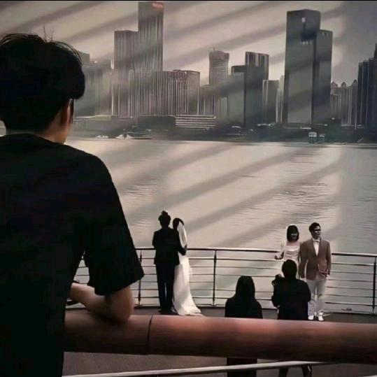 楿占