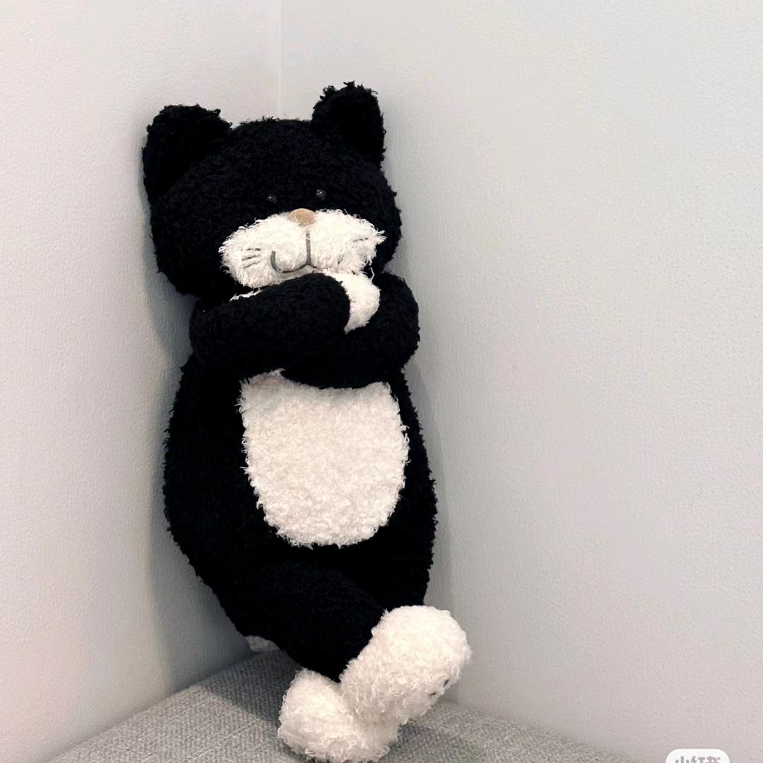 KIKI.