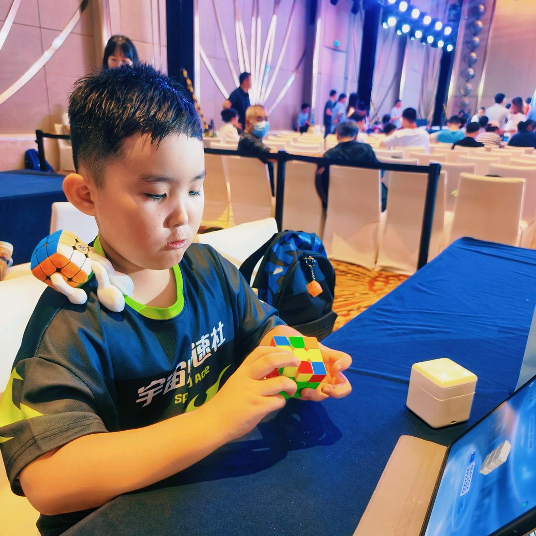 宇宙爆速社-田耀宗