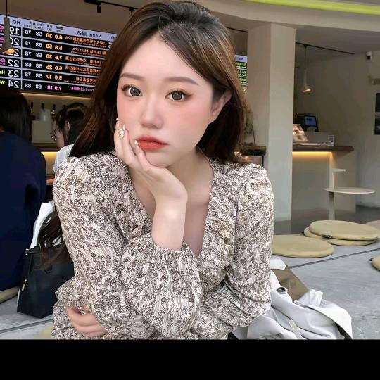 琪琪微微胖    直播返场