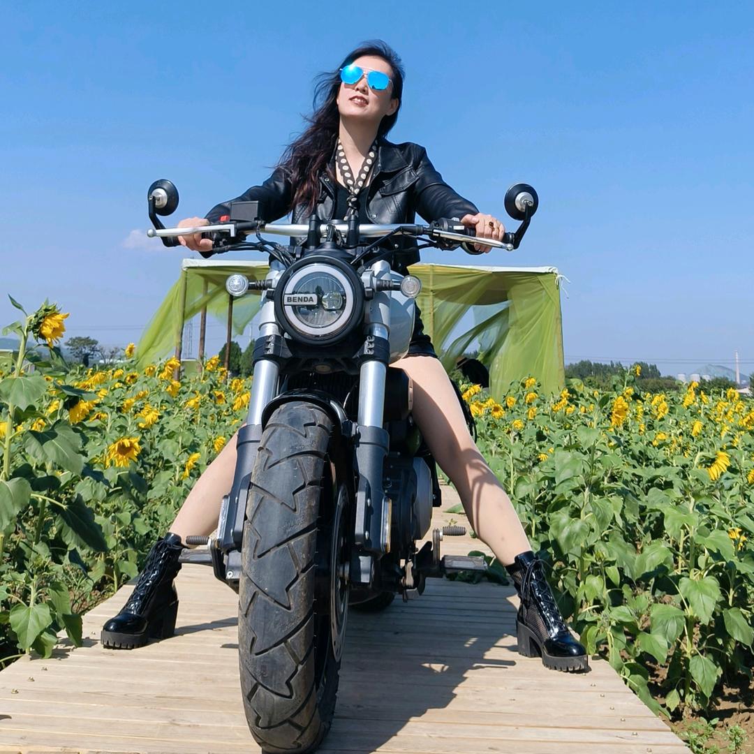 随缘（拒私聊勿连赞）