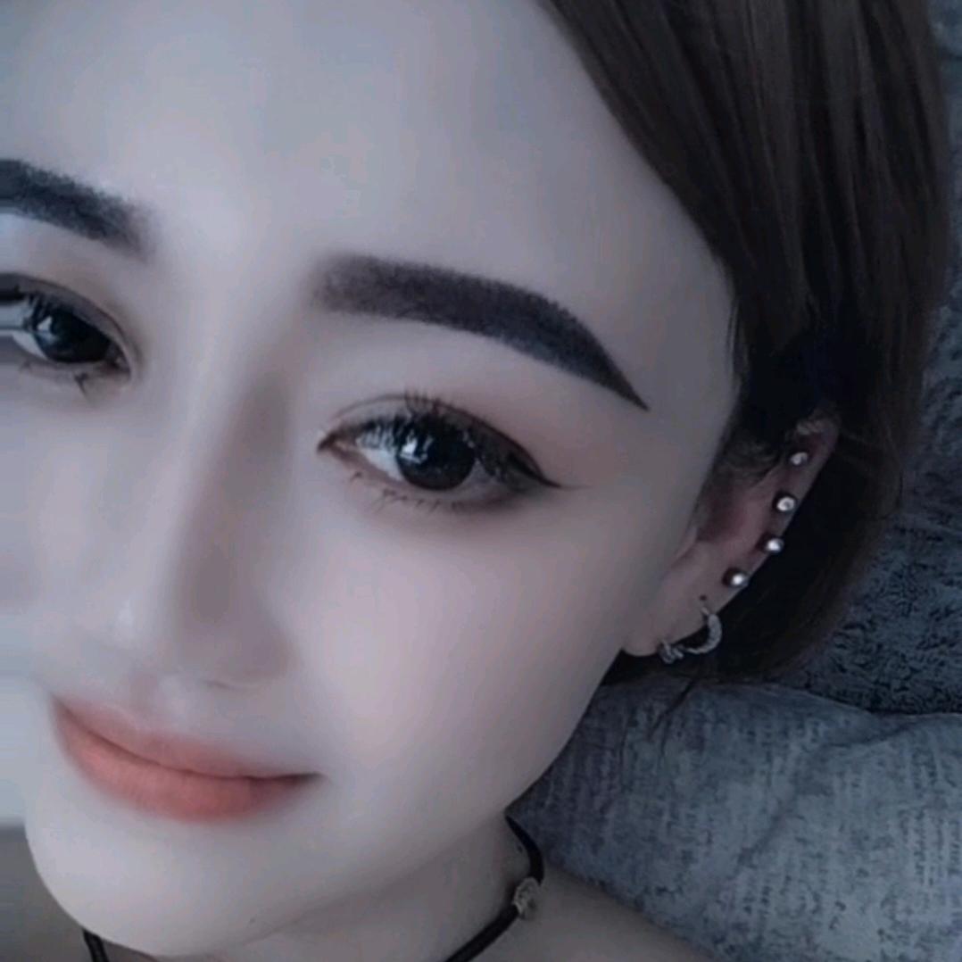 树🌸与美人 🧣：