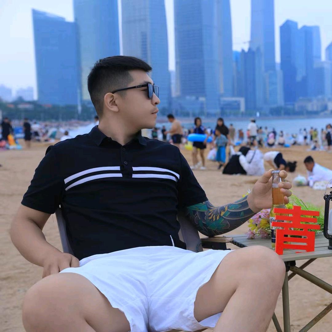 爱笑的超