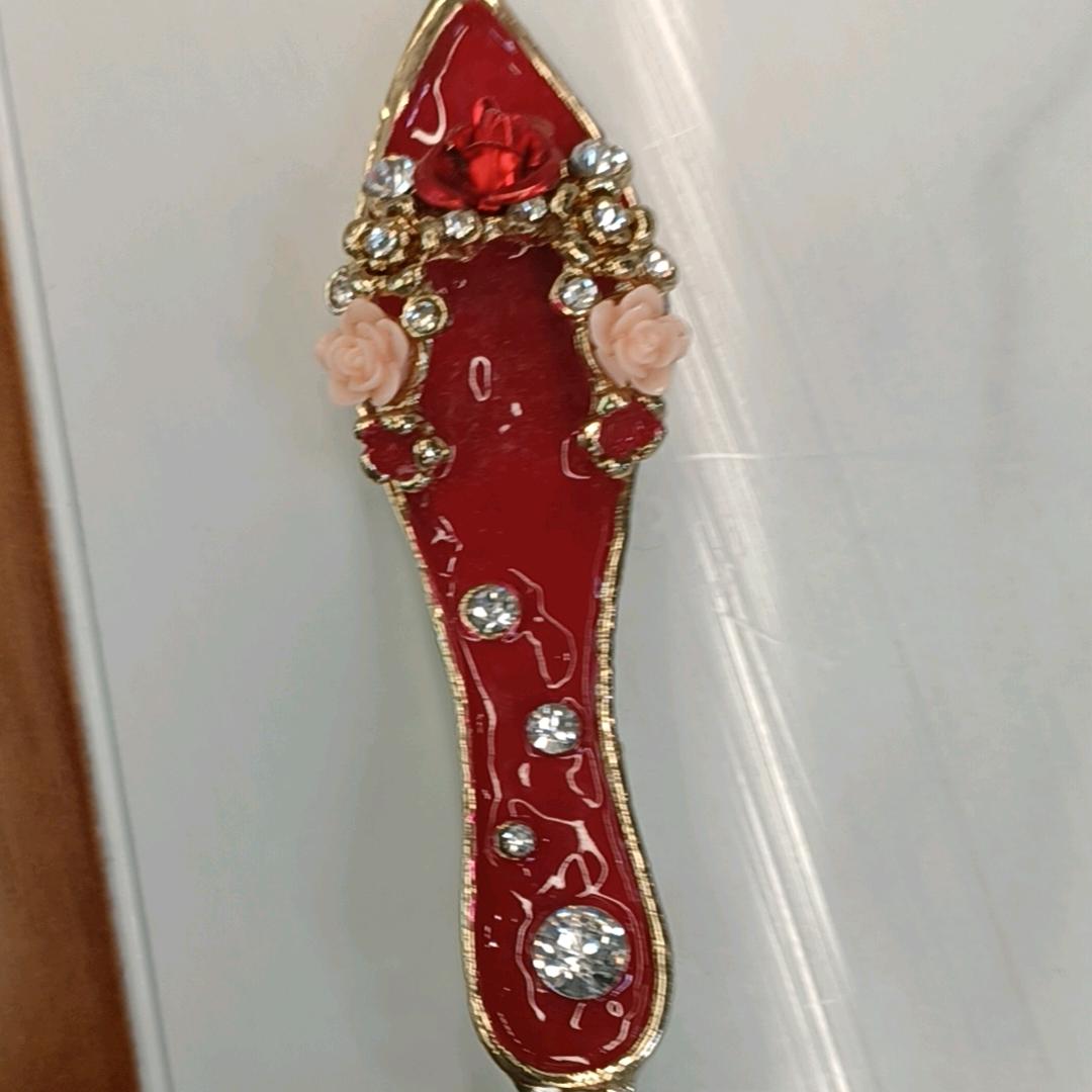 渐渐的习惯一个人应付所有，