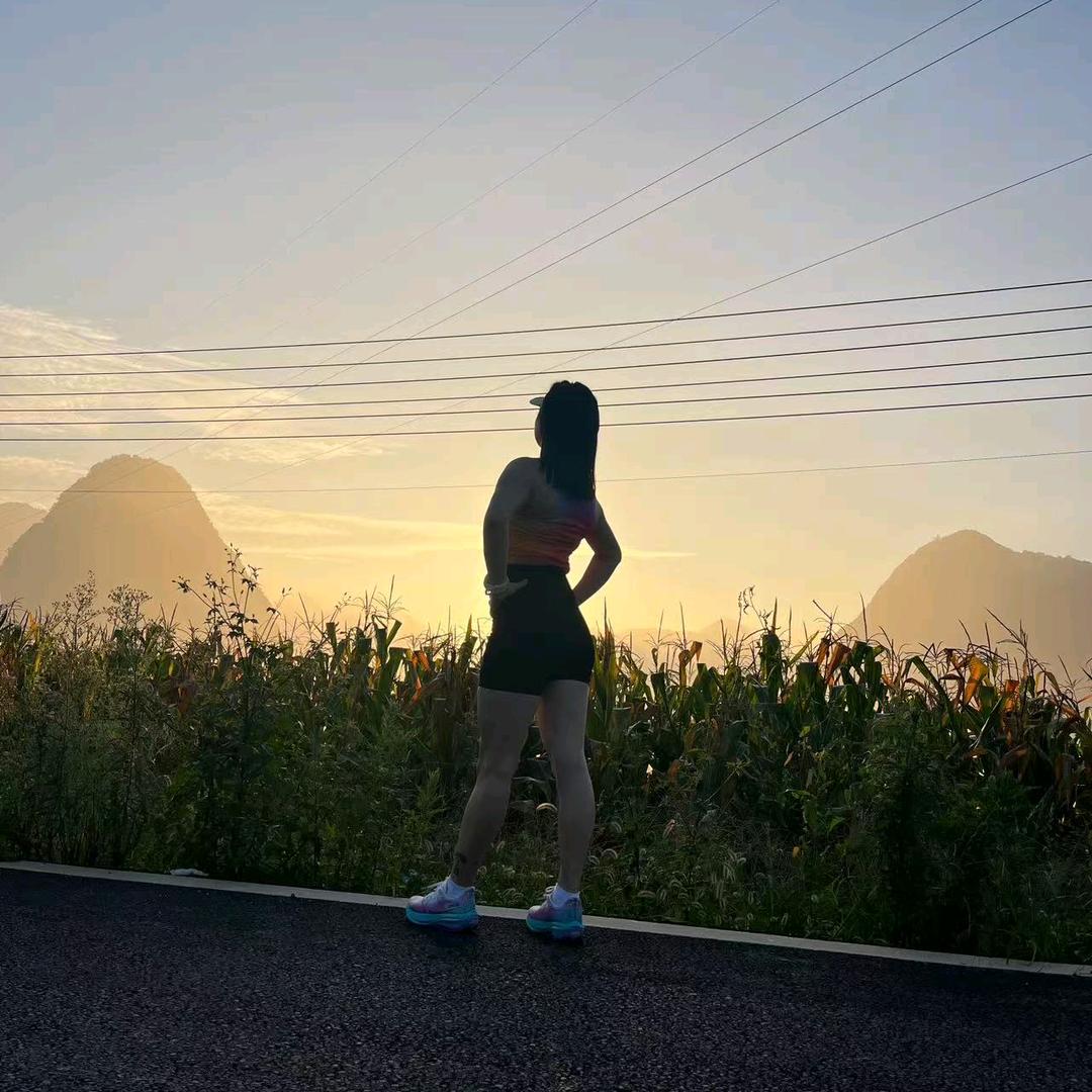 爱婷情怀