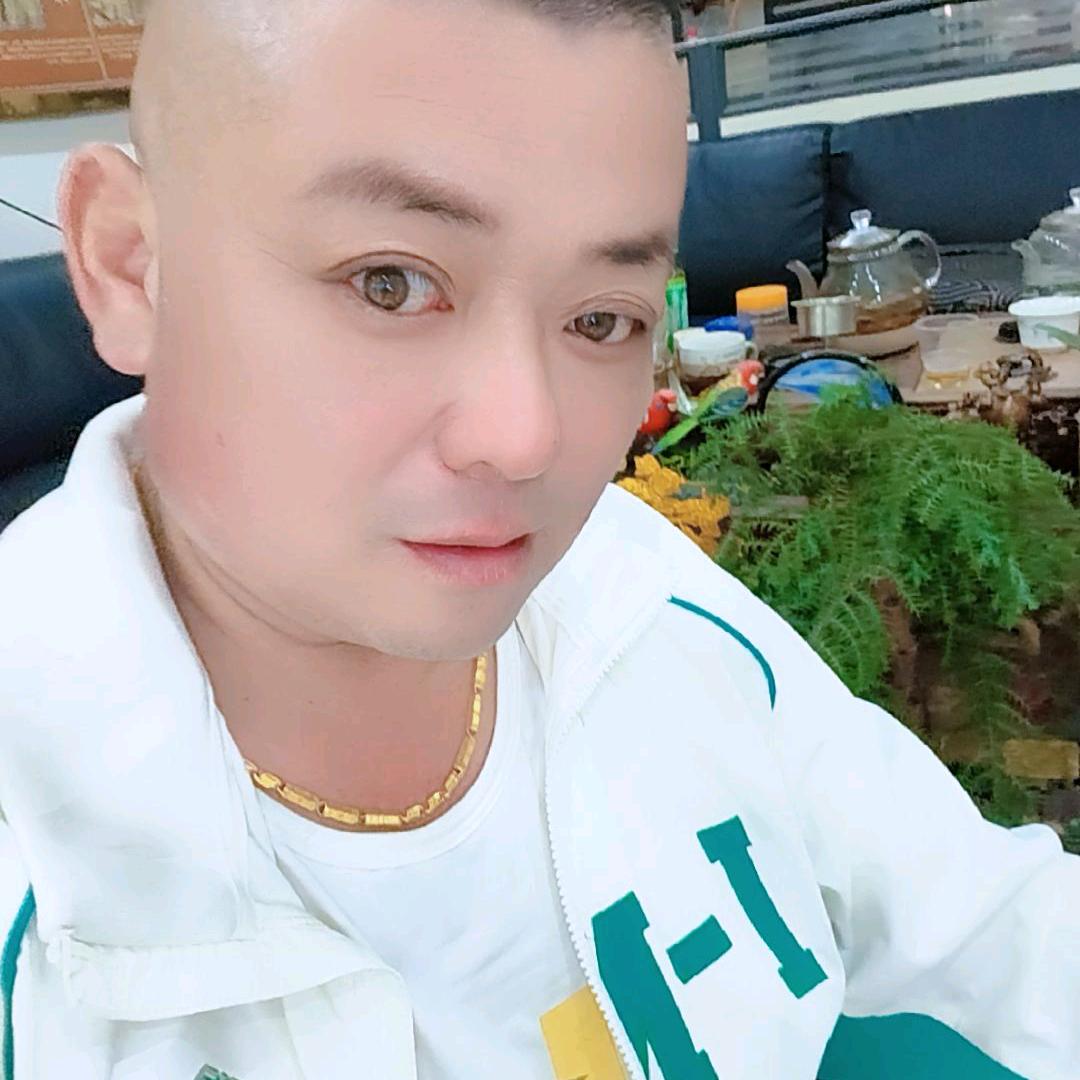 药材老哥