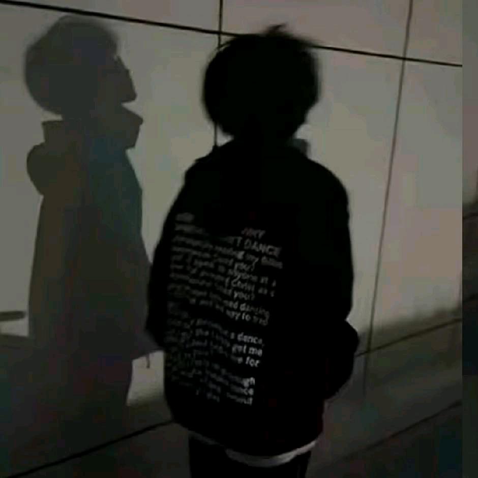 786