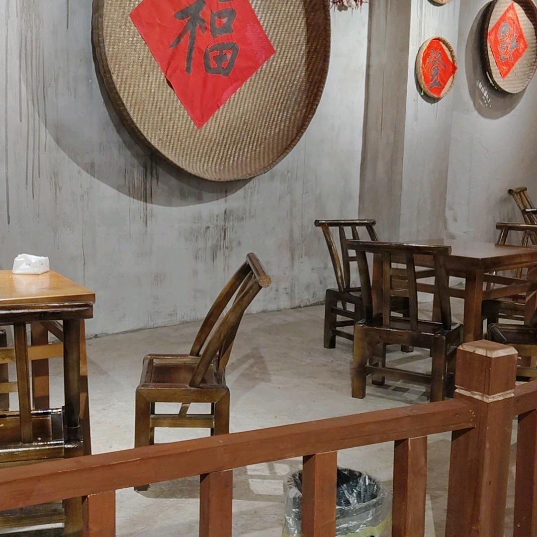 厚街陈屋租房。空调出售维修。联系