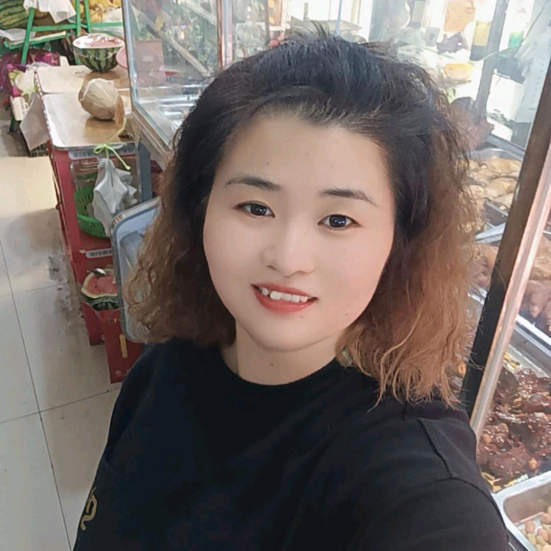 梁家熟食的丽丽