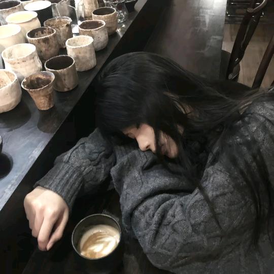 我的眼睛进沙子了