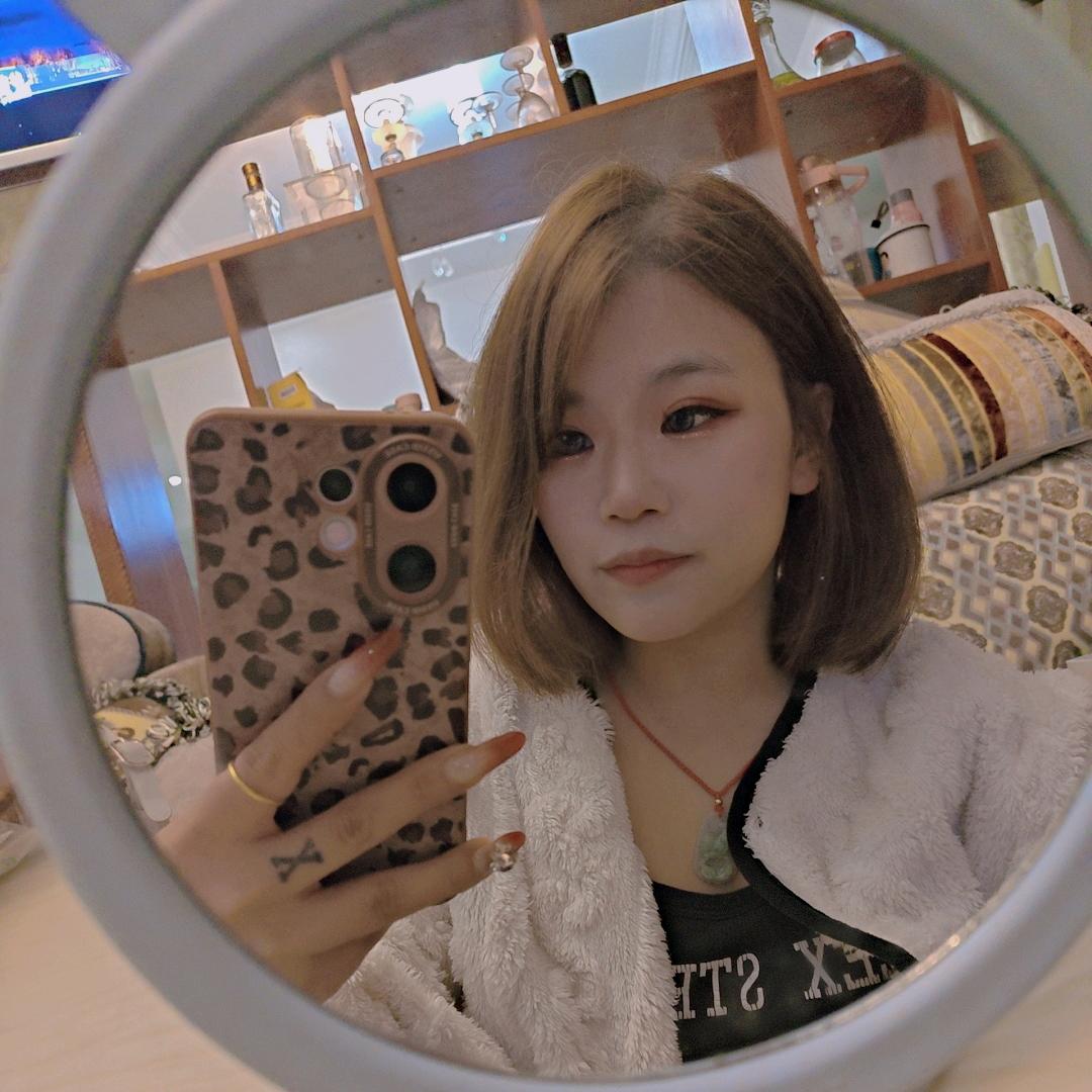 是小琴琴呀