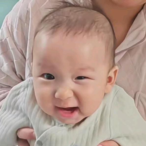嘟宝一家