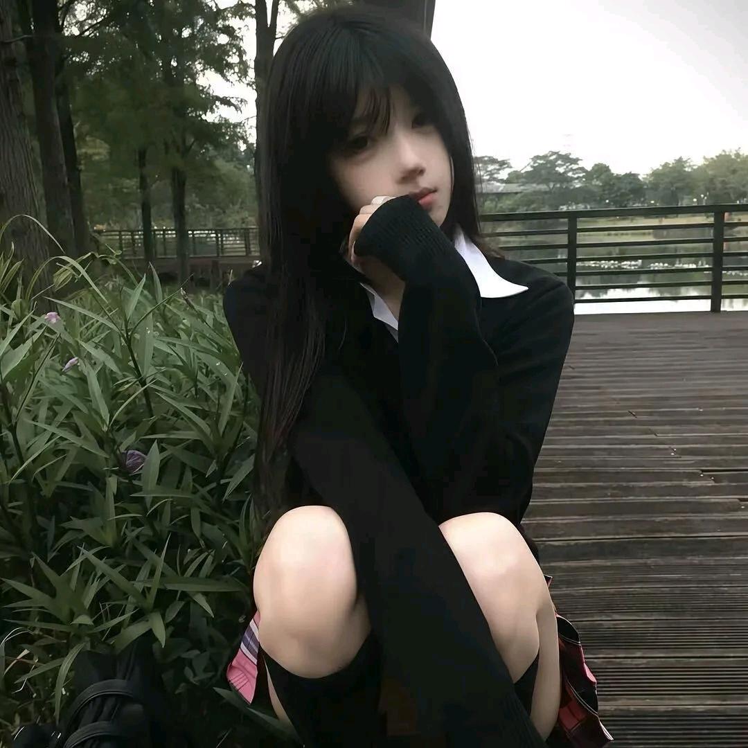 小熊敲nice头像