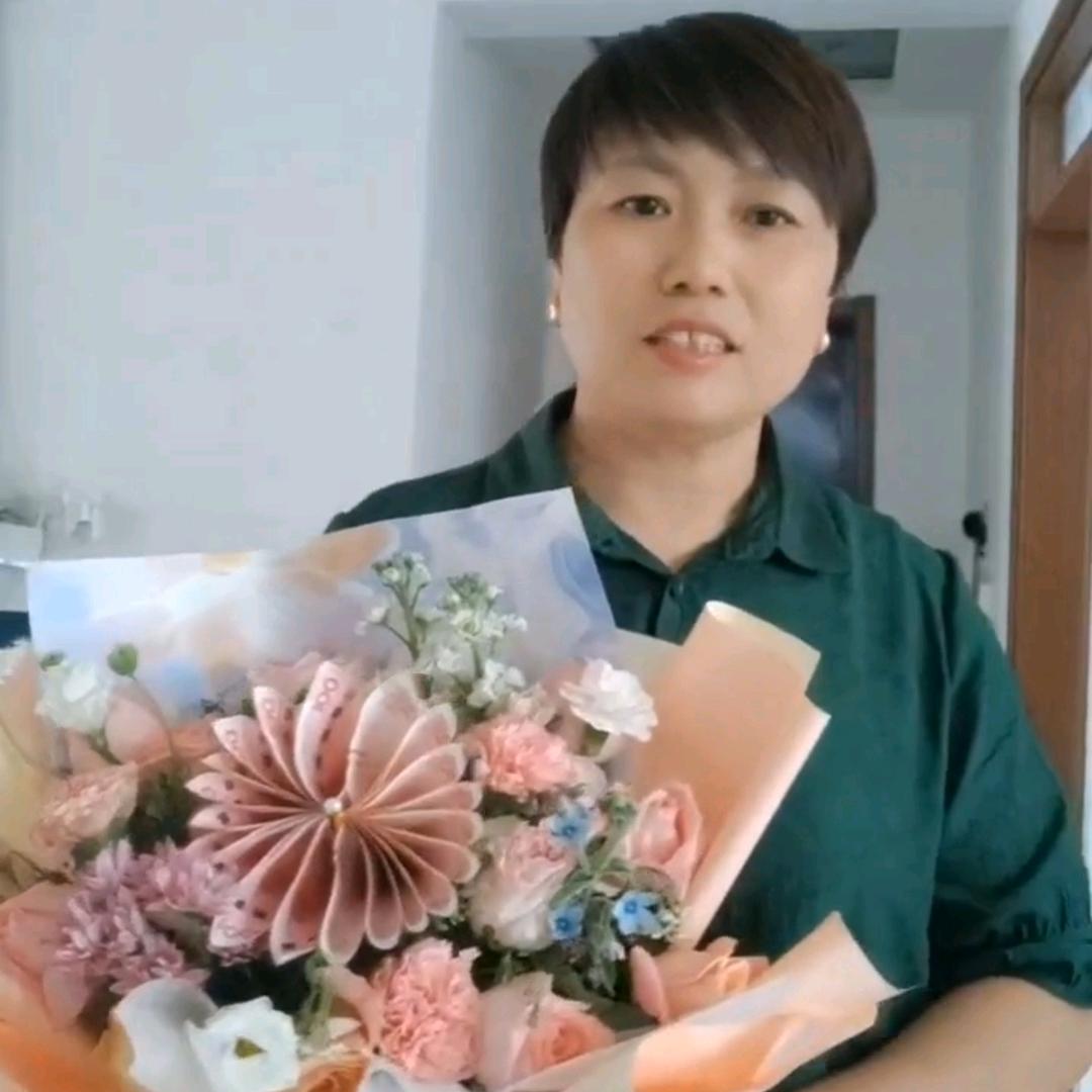 张姐😊😊