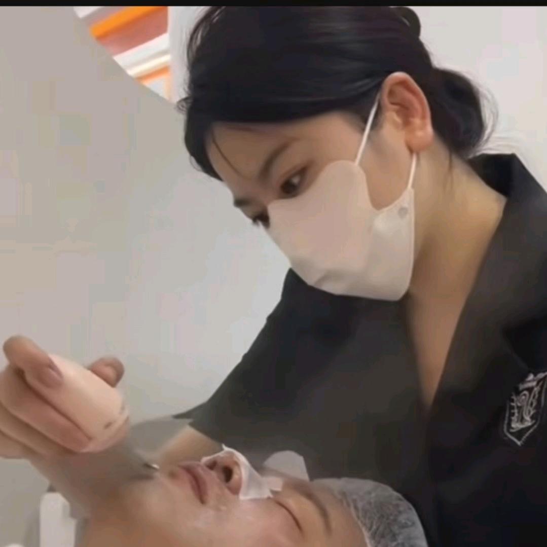 桂林男士洗脸～