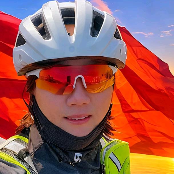 骑行三剑客之二嫂