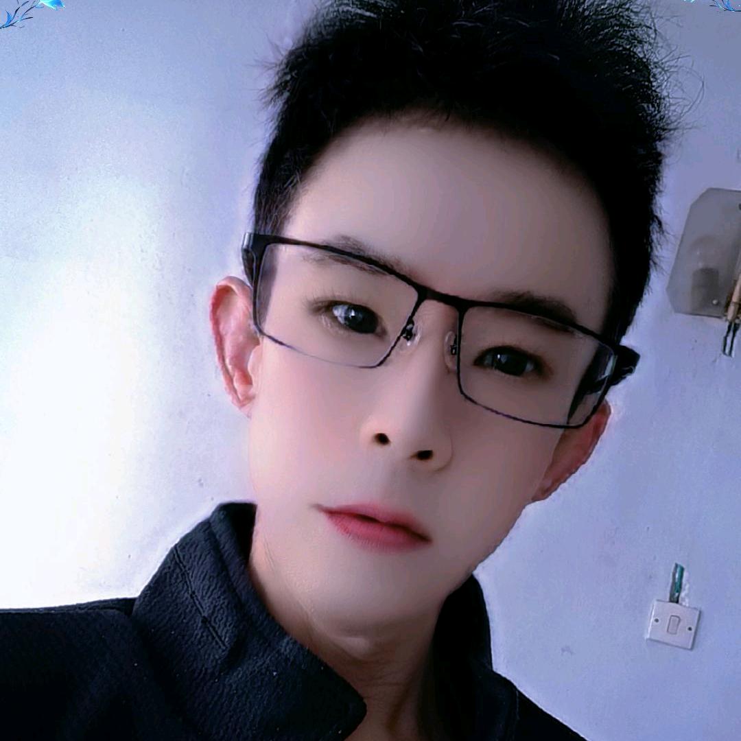 用户7424860841483蓝天