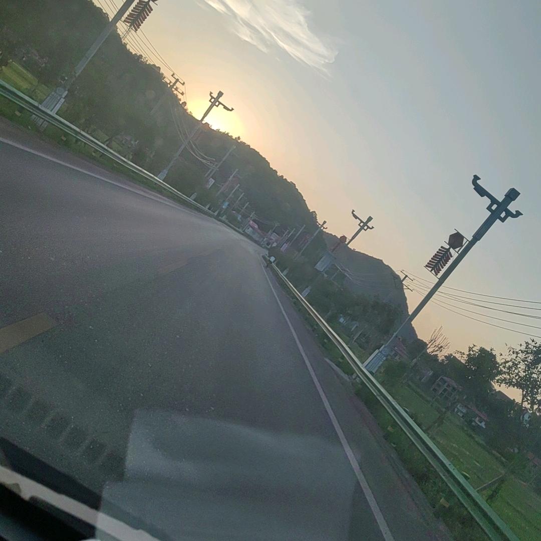 坚信