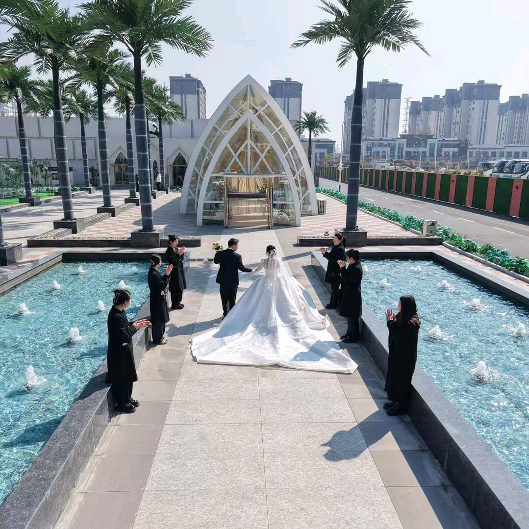 美爵圣薇拉 李静