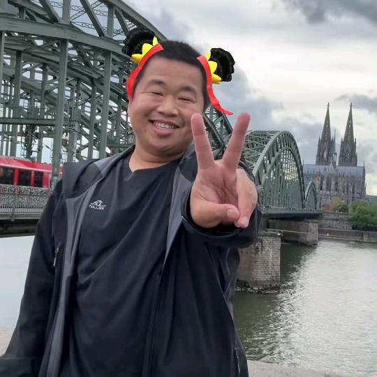 蓝战🛩️（涨粉版）