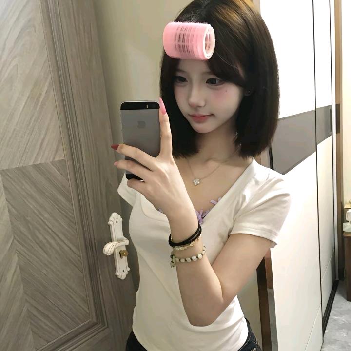 悲伤𝙆𝙞𝙩𝙩𝙮猫.