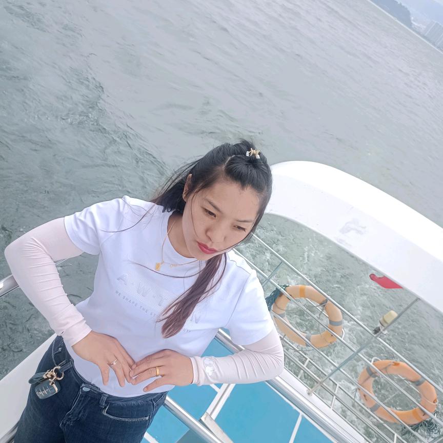 云丽31味烧洋芋小表妹