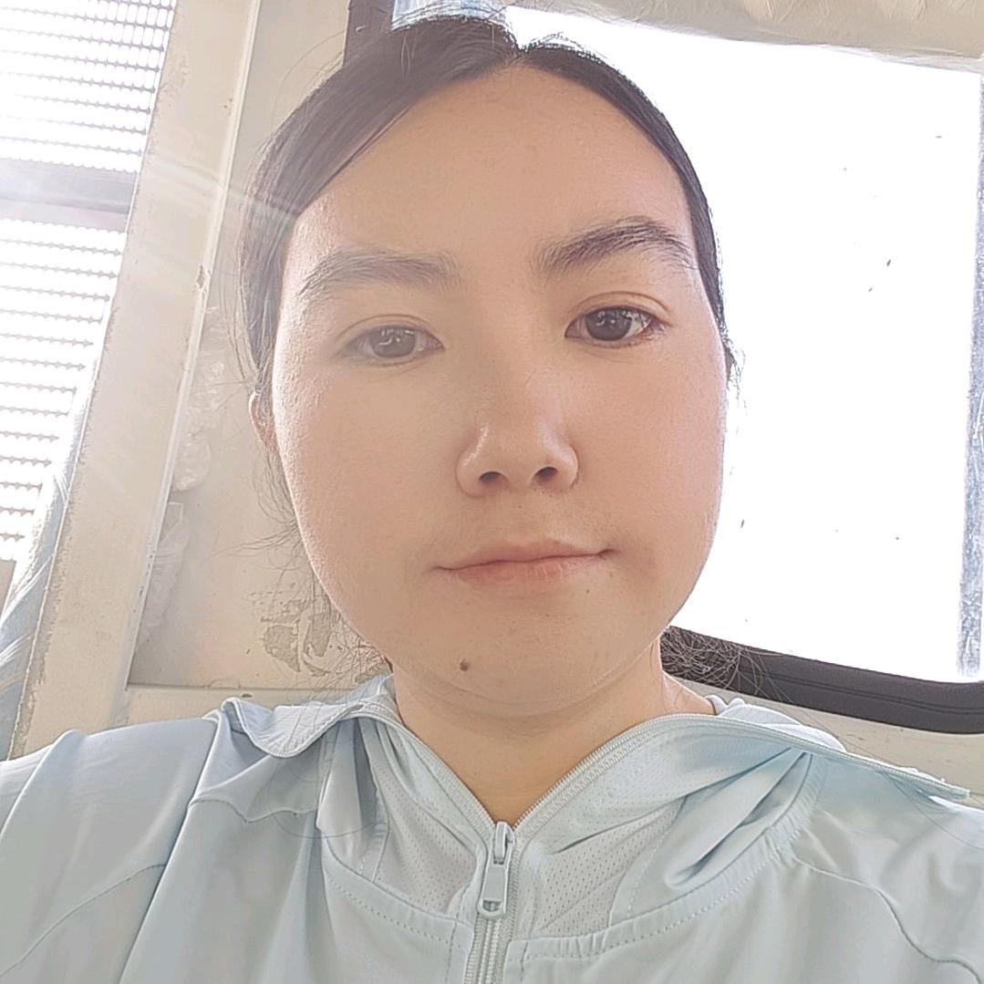 伊人獨妝
