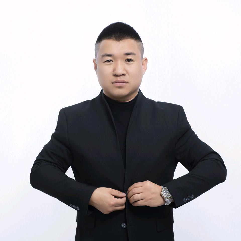 双胞胎婚礼策划工作室主理人 阿旺