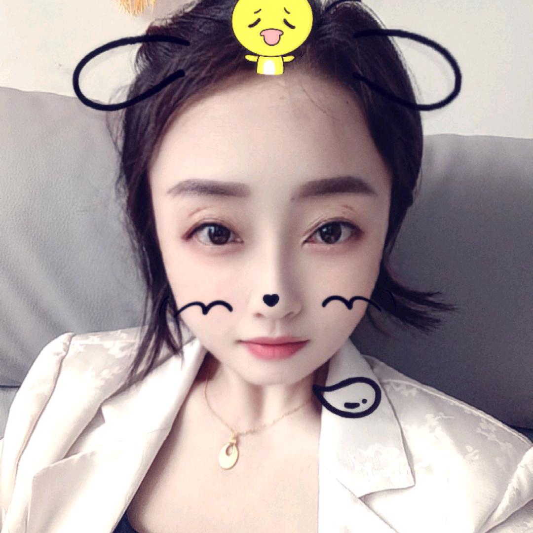 瞧，她很美