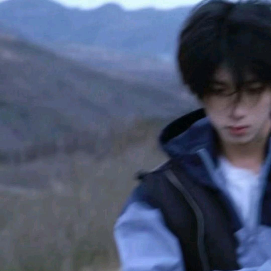 有点素质但不多