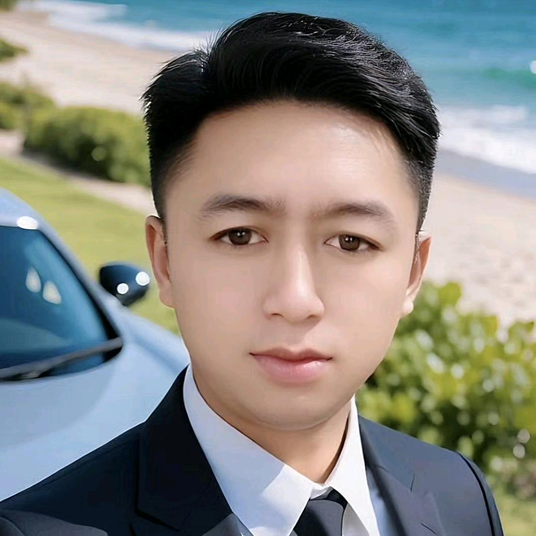 请叫我  李先生