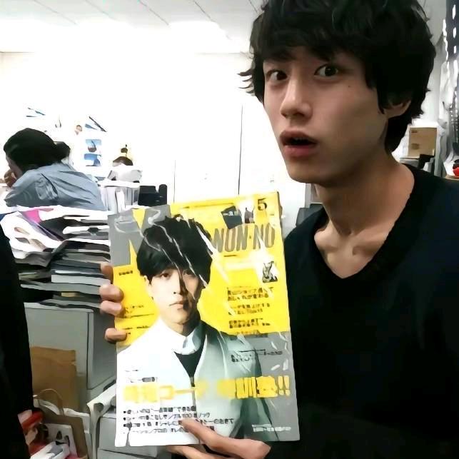 重生之我在异世界打csgo这件事