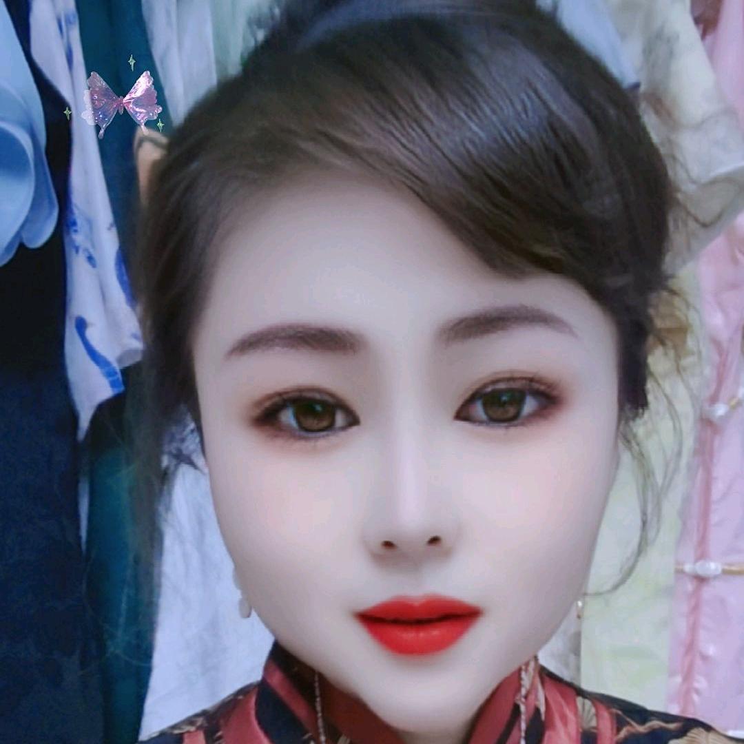 一笑倾城《《拒绝私聊》》