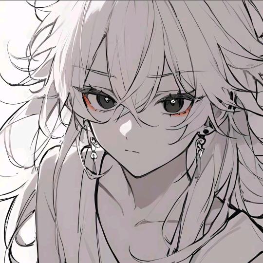 融意^