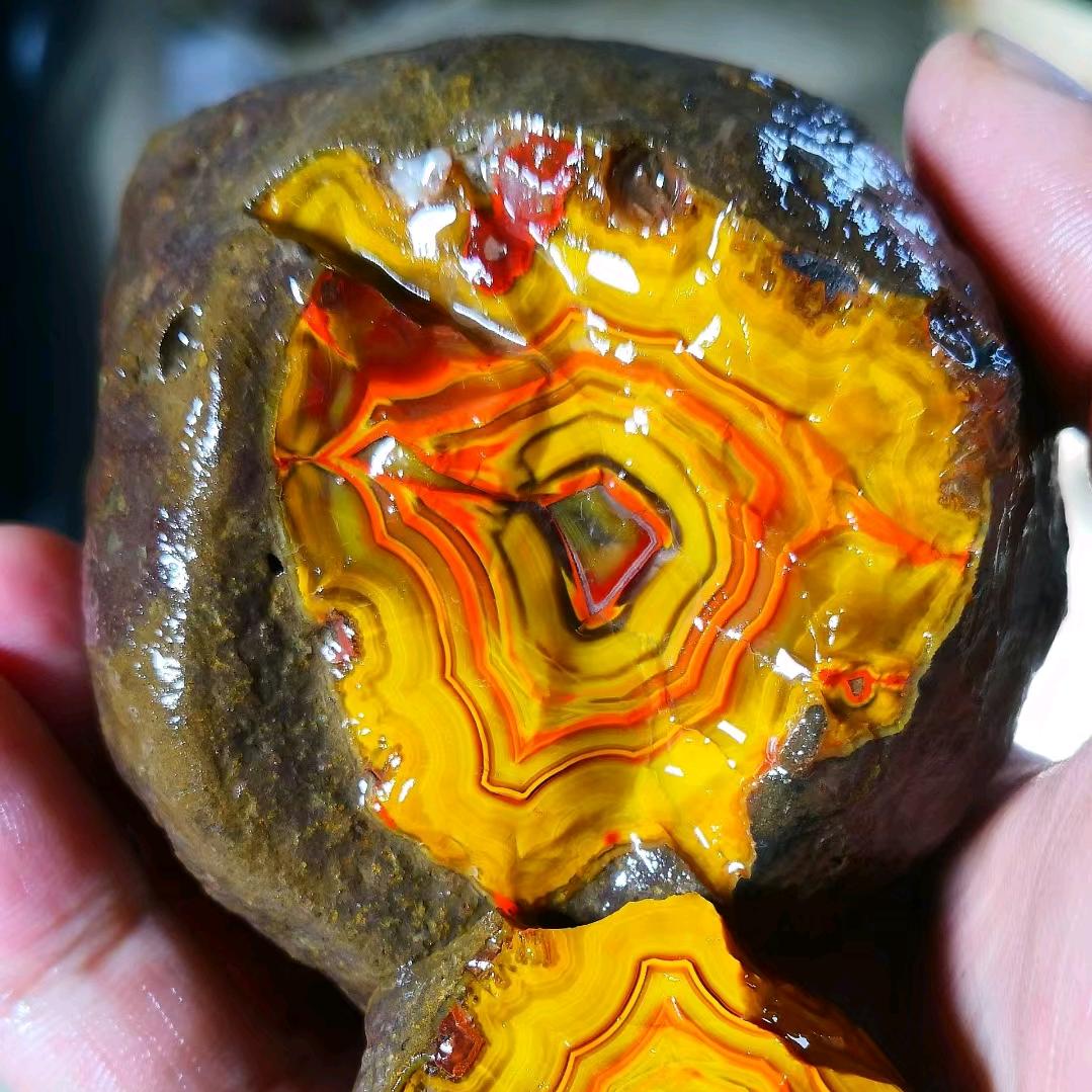 大运珠宝战国红玛瑙