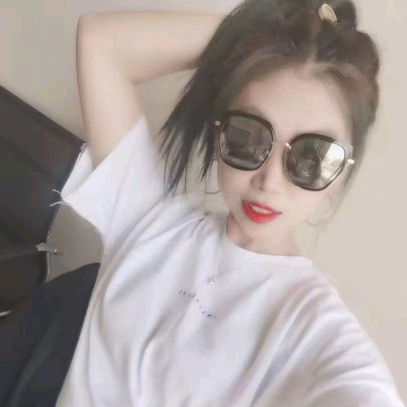 投标人莹莹